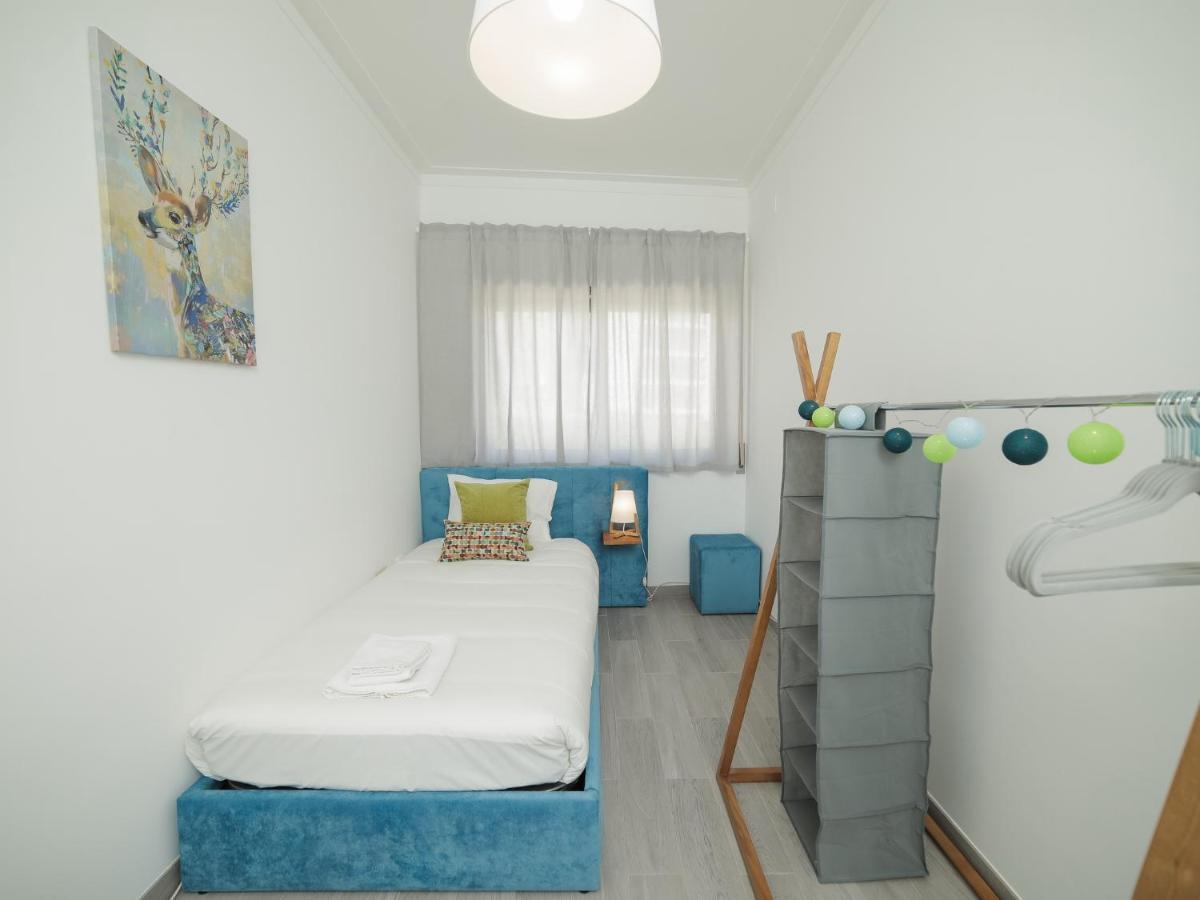 Oporto Guest Isac Garden W/ Parking Lejlighed Vila Nova de Gaia Eksteriør billede