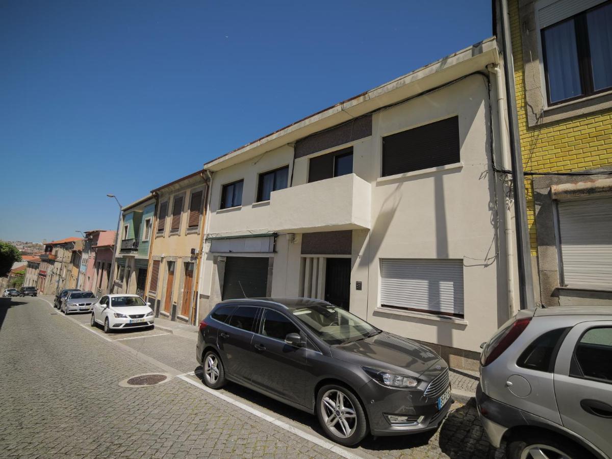 Oporto Guest Isac Garden W/ Parking Lejlighed Vila Nova de Gaia Eksteriør billede