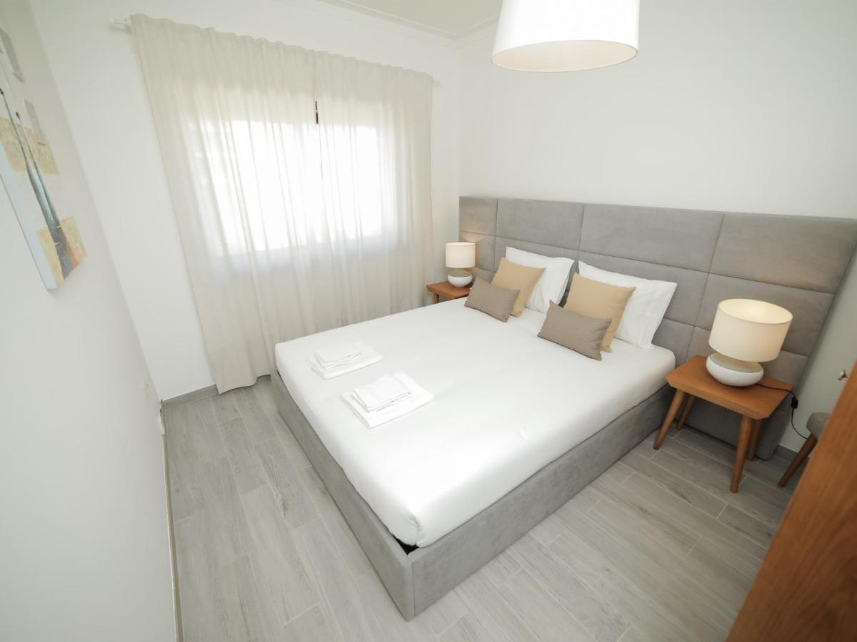 Oporto Guest Isac Garden W/ Parking Lejlighed Vila Nova de Gaia Eksteriør billede